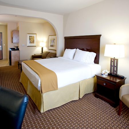 Holiday Inn Express Hotel And Suites Kingsville By Ihg Szoba fotó